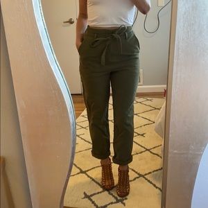 never worn high waisted paper bag pants